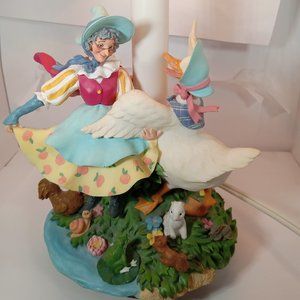 Mother Goose Lamp Westland Giftware 5924 12” h x 6 ¾” switch cord shade
